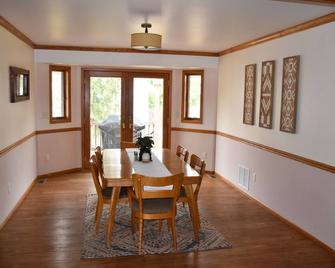 Beautiful Spacious Home - Near Fergus High School - Lewistown - Comedor