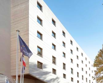 Novotel Atria Nimes Centre - Nimes - Edificio