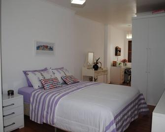 Corona Hostel - Poços de Caldas - Bedroom