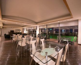 Omuta Heights - Ōmuta - Restaurante