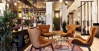 Radisson Hotel and Conference Centre London Heathrow - West Drayton - Area lounge