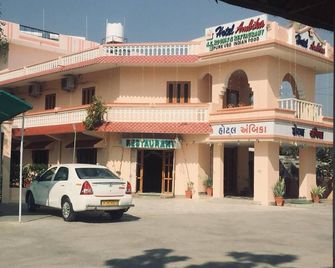 Hotel Ambika - Mount Abu - Budova