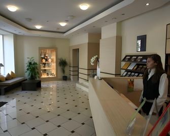 コンフォート ビリニュス ホテル - ビリニュス - ロビー