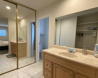Beautiful Remodeled 4/2 home in Cambrian Park - San Jose