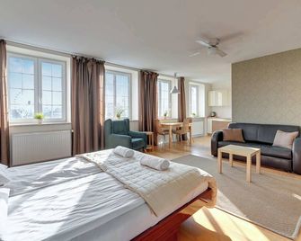 Dom & House - Apartments Old Town Targ Rybny - Self Check-in, Parking, River View - Gdansk - Habitación