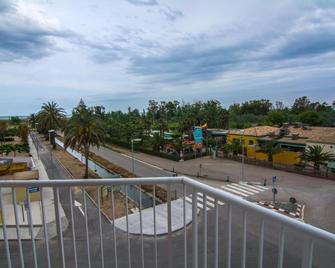 Hotel Mediterrani Blau - Sant Jaume d'Enveja - Balcón