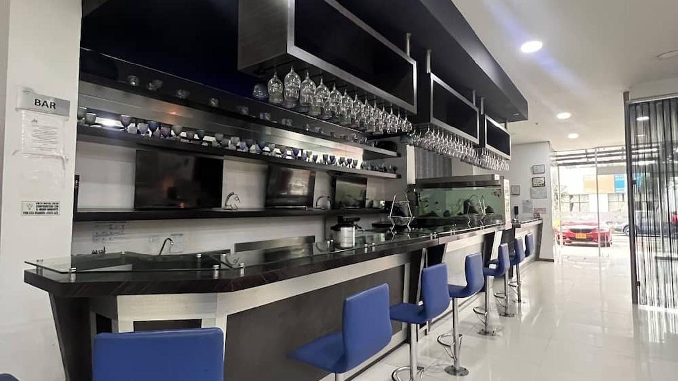Hotel Aw Plaza Miranda