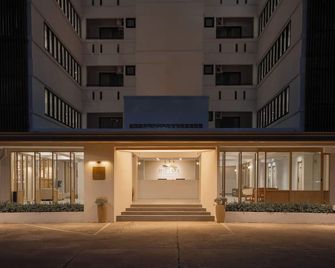 Mintara Hotel - Bangkok - Building