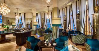 Rocco Forte Astoria Hotel - San Petersburgo - Sala de estar