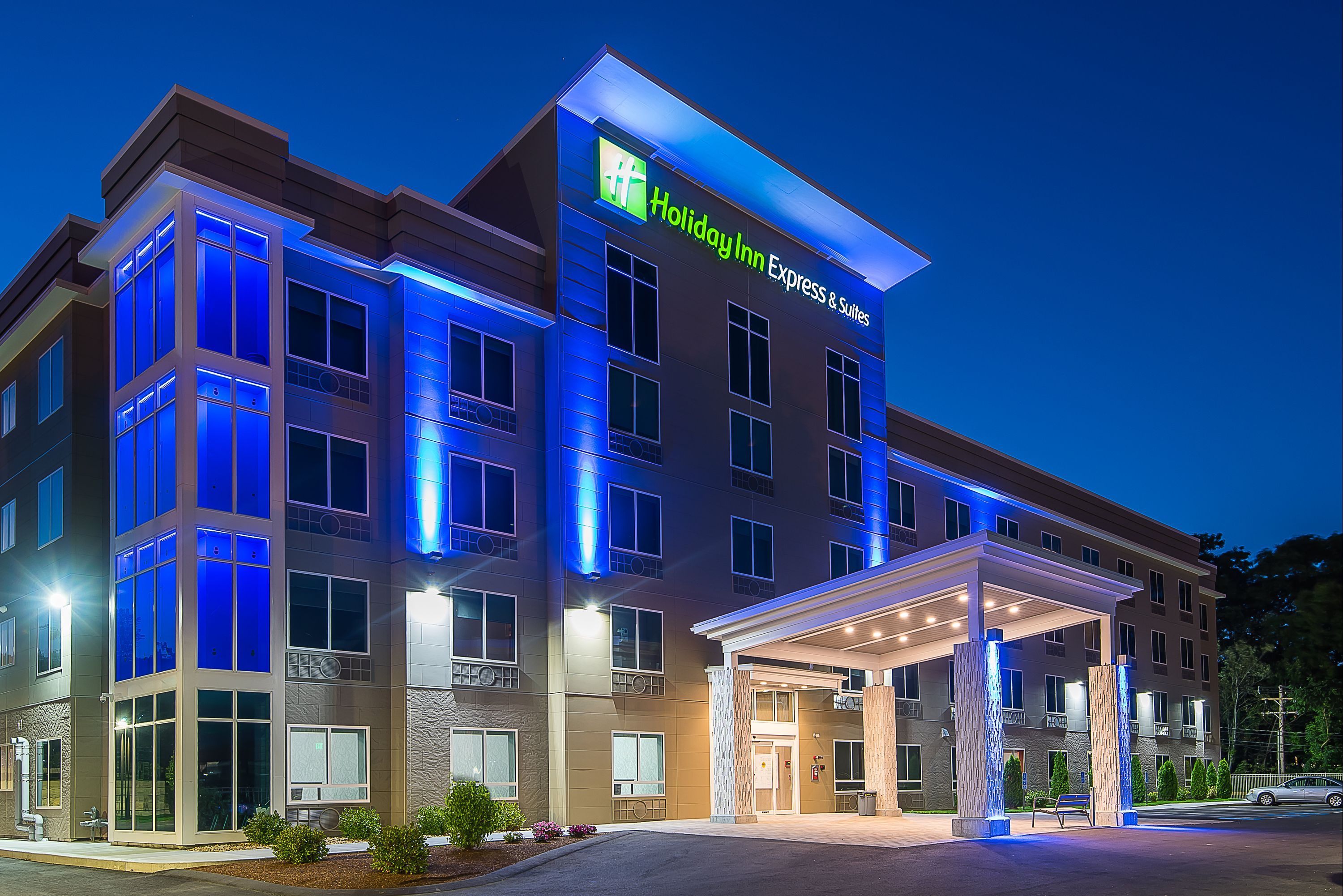 Holiday Inn Express & Suites Norwood-Boston Area by IHG
