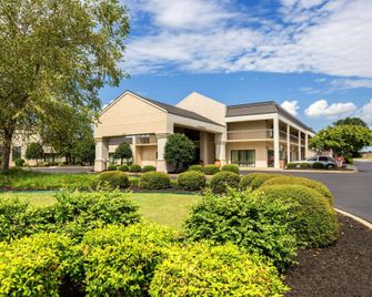Quality Inn Union City Us 51 - Union City - Gebouw