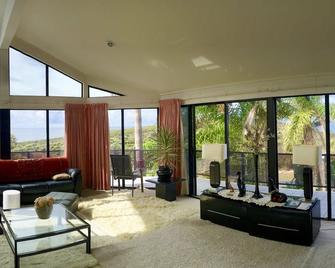 Seaview Bed and Breakfast - Bonny Hills - Sala de estar