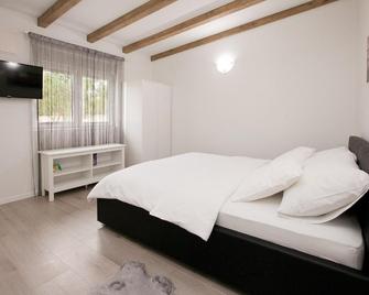Studio apartments Tara - Задар - Спальня