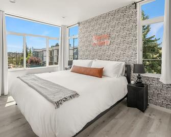 Emerald City Chic - 2Bed&2Bath Townhouse - Seattle - Küche