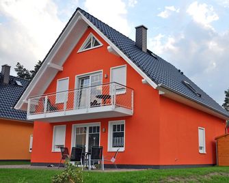 Ferienhaus Müritzbrise / Og-Appartement - Gotthun - Gebäude