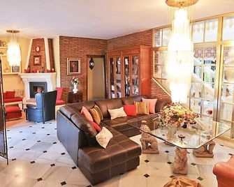 Finca La Poza by Interhome - Málaga