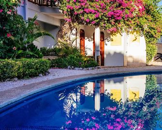 Hotel Giada - Sámara - Piscina