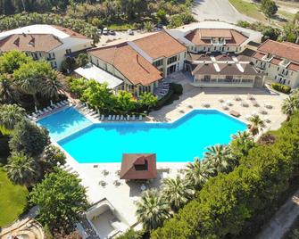 Lycus River Thermal Hotel - Pamukkale - Pool