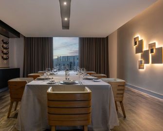 Radisson Blu Hotel, Port Elizabeth - Port Elizabeth - Yemek odası