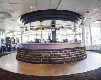 Strand Hotell Borgholm - Borgholm - Бар