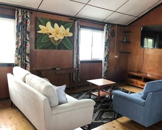 Wailoaloa Beach Resort - Nadi - Living room