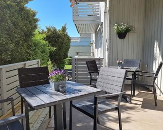 Hotell Zlafen Bed and Breakfast - Karlskoga - Balcony