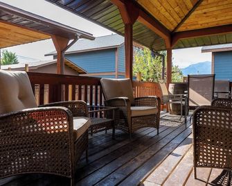 Huckleberry Lodge by Fernie Central Reservations - Fernie - Balcon