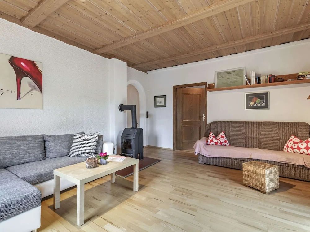Alluring Apartment in Schonsee With Garden - Schönsee - Sala de estar