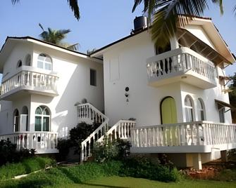 Colonia Santa Maria - Calangute - Building