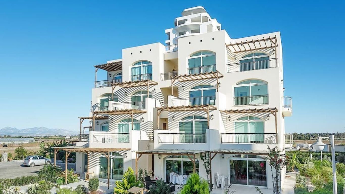 Aphrodite Beachfront Resort Official