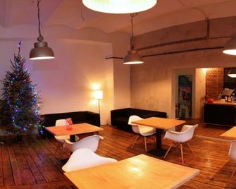 Hostel Fabryka - Warszawa - Restaurang