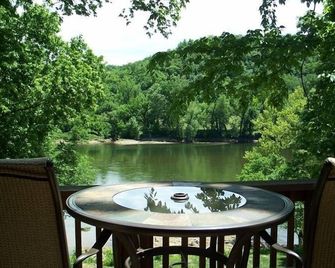 White River Get Away Cabin (Norfork) - River frontage - Open all Year - Norfork - Balcony