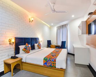 Fabhotel Nh7 - Zerakpur - Slaapkamer