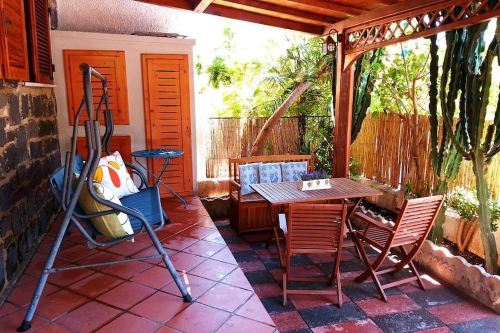 Le Pavoncelle Blu - كالا غونونى - شرفة مرصوفة