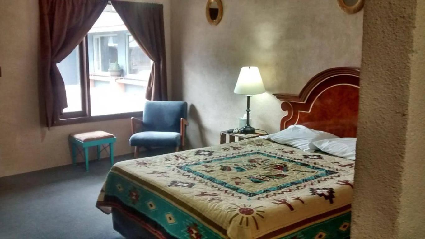 Adobe Sands Motel