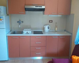 Apartments Rale - Umag - Kitchen