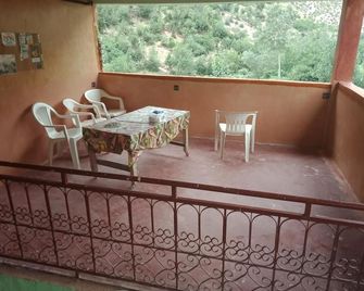 Gîte Tawajdat Taghia - Msemrir - Balcony