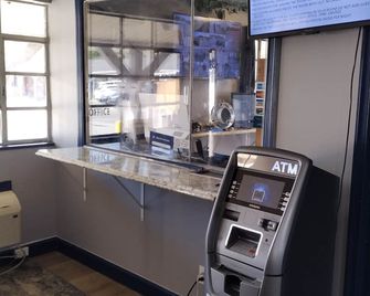 Budget Inn and Suites Mount Ephraim - Mount Ephraim - Kitchen