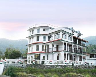Monal Inn - Nainital - Building
