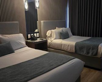 Hotel Plaza Génova Centro - גוואדאלחארה