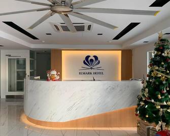 Elmark Hotel Melaka - Малакка - Рецепція