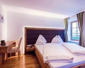 Hotel Restaurant Stöcklwirt - Sankt Johann im Pongau - חדר שינה