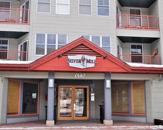 Silvermill 2 Bedroom 2 Bath - Keystone - Budova