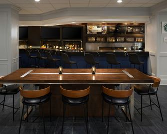 كورت يارد نيوهافن آت يال - نيو هافين - بار