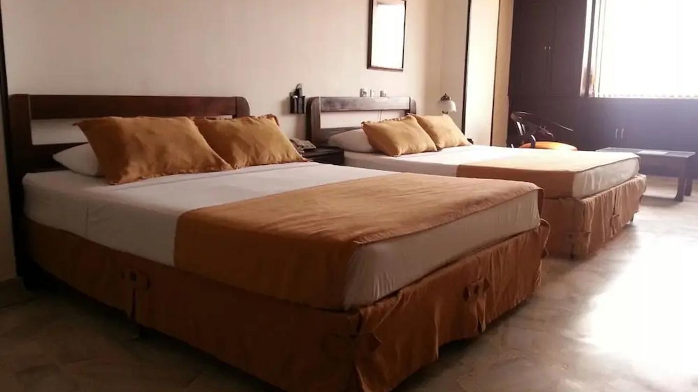 Ribera Del Rio Av 2da Norte