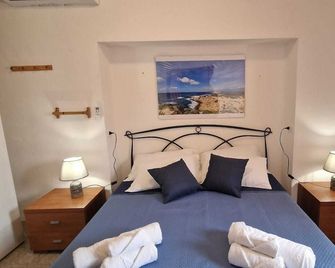 Mammaioa house - Riola Sardo - Schlafzimmer