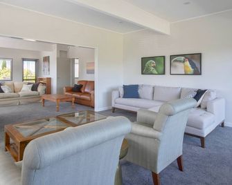 Central City Gem - Napier Holiday Home - Napier - Salon