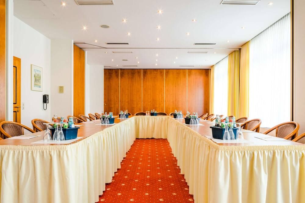 Conference room view of Taste Hotel Dresden-ehemals Residenz Alt Dresden