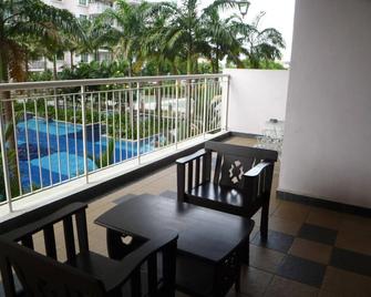 Indah Alam Condo - Shah Alam - Balkon