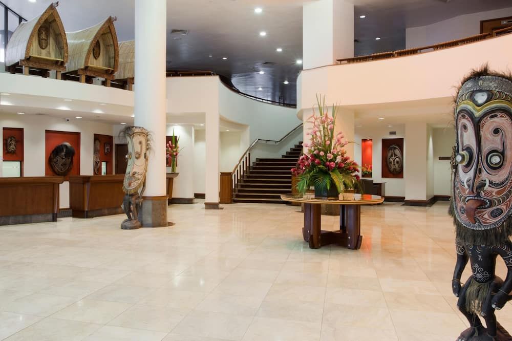 Crown Hotel - Port Moresby - Lobby